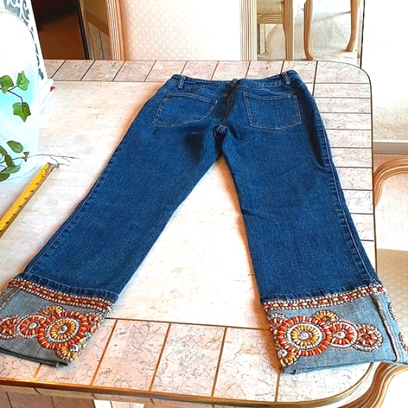 VINTAGE women's Jeans, New pair from Cache, sz 0..floral ,beading design - Picture 11 of 14